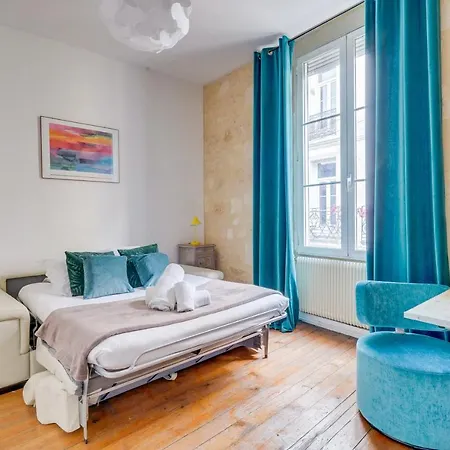 Chez Jeanne - Hyper Centre Apartment